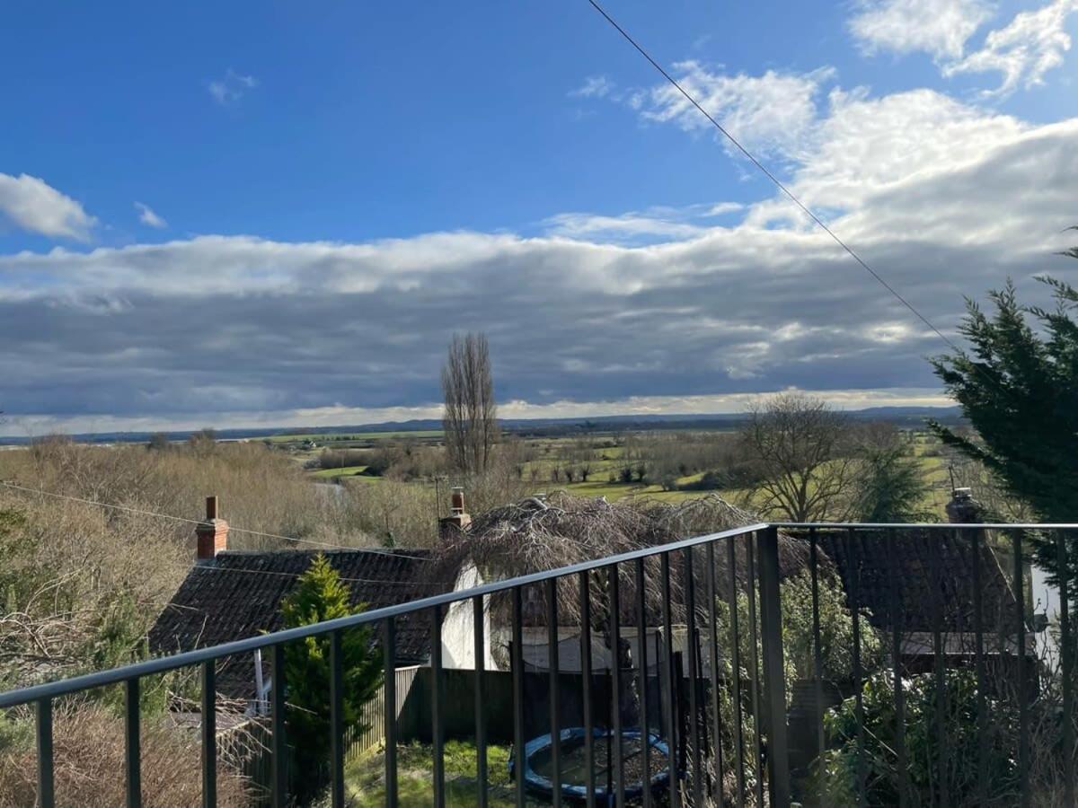 Stunning Hillside House Villa Langport Bagian luar foto